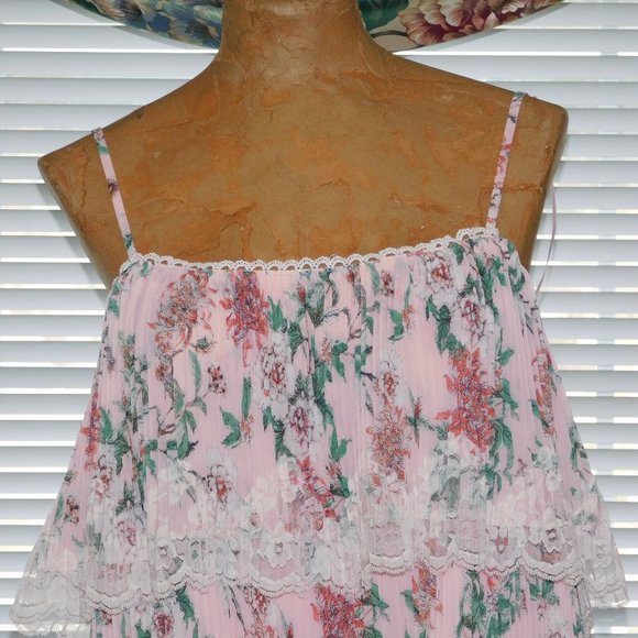 ADELYN RAE Petal Pink Print Pleated Top M 10 12 - Picture 4 of 5
